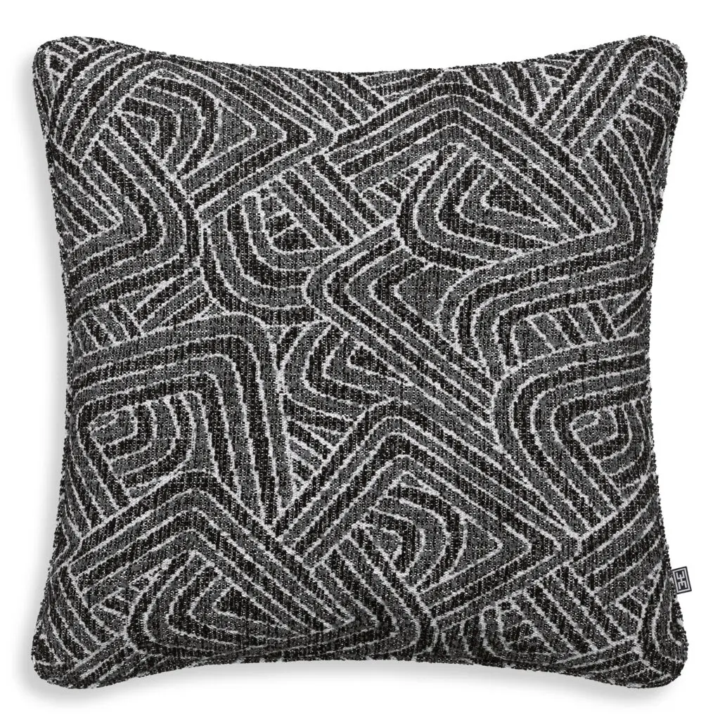 120814 Cushion Camari L Camari black