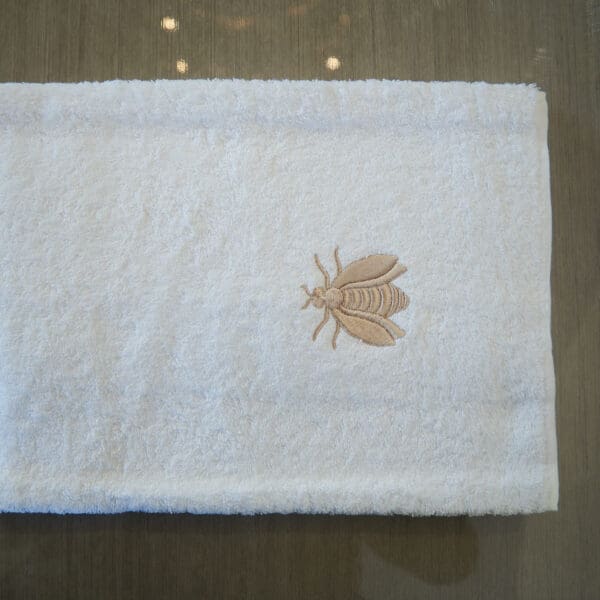 Api Guest Towels (Set of 2- beige)